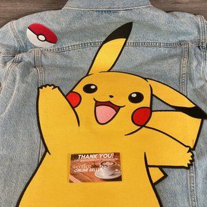 Levi's x Pokemon 25th Pikachu Vintage Fit Trucker Denim Blue Jacket Men's NWT